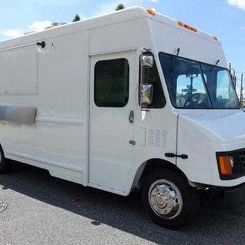 Food Truck For Sale In Jeddah Food Truck For Sale In Jeddah